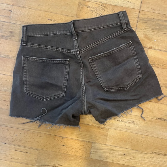 Gap low waist jean shorts - Picture 2 of 3